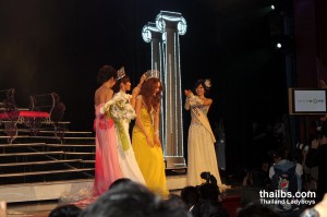 Miss International Queen 2010. Crowning the winner